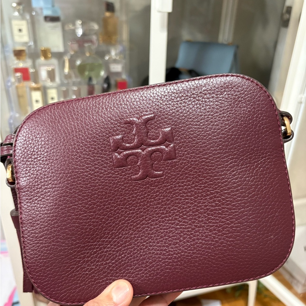 Authentic Tory Burch Burgundy Leather Crossbody Bag